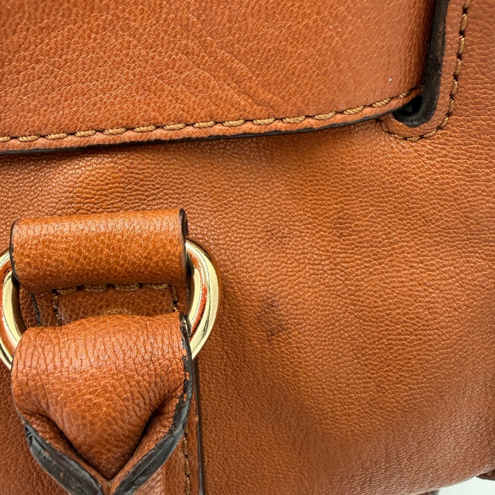 Michael Kors Cognac Leather Shoulder Bag with Gold Hardware - Picture 4 of 16